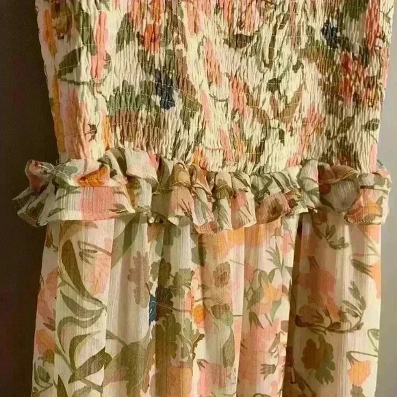 Lost + Wander Maxi Floral Flowy Dress size Medium - Picture 5 of 7